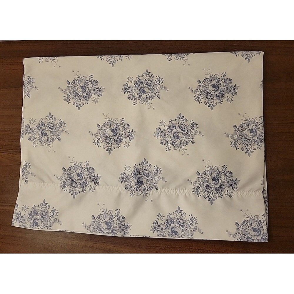 Rachel Ashwell Shabby Chic Prairie Pillowcase White Blue Floral Queen Sz 20x30